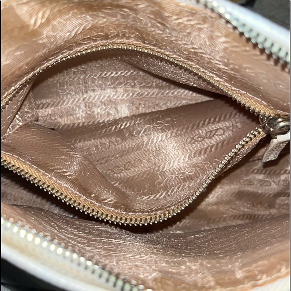 Authentic Prada purse - Picture 11 of 15